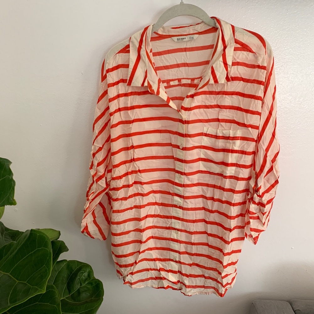 Red and Ivory Old Navy XL Button Down Shirt